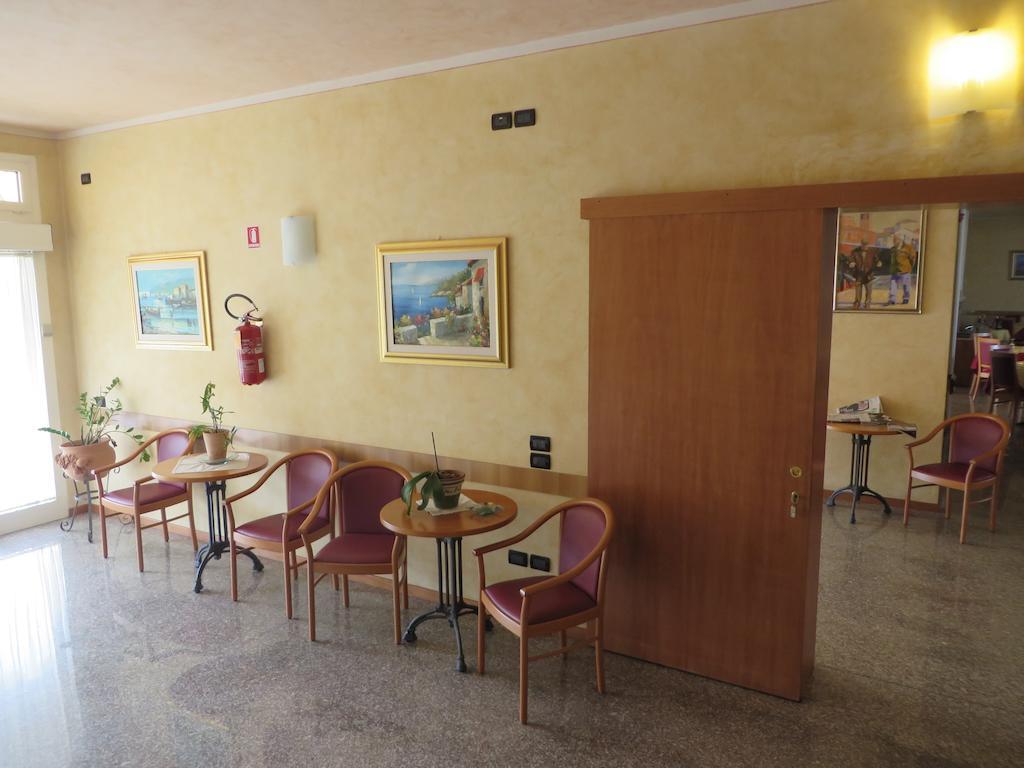 Hotel San Tomio Isola Vicentina Exterior foto